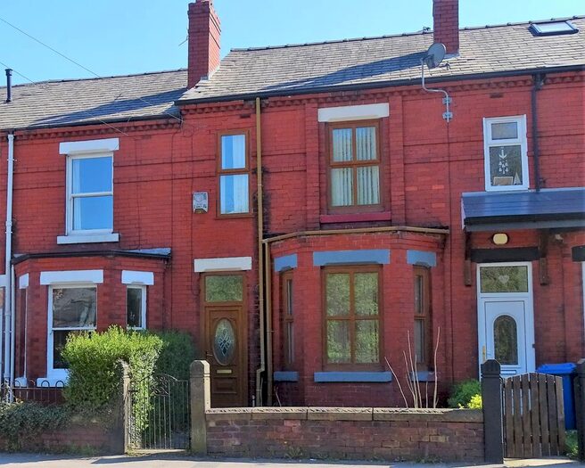 3 Bedroom Terraced House To Rent In Warrington Road, Wigan, WN3