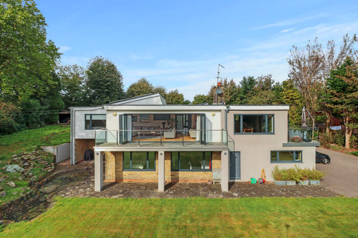 5 Bedroom Detached House For Sale In Grove Hill, Hellingly, Hailsham, East Sussex, BN27