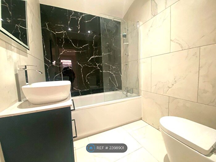 1 Bedroom Bungalow To Rent In Connect Lane, London, IG6