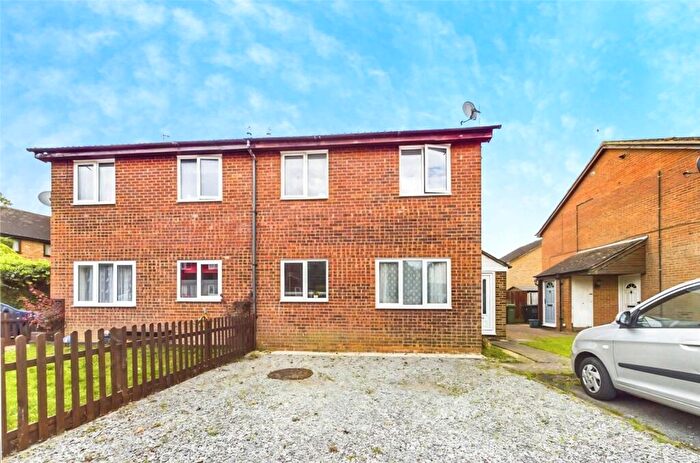 1 Bedroom Terraced House For Sale In Flodden Drive, Calcot, Reading, RG31