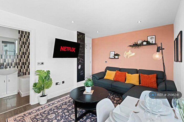 1 Bedroom Flat To Rent In Windsor Court, Brighton, BN1