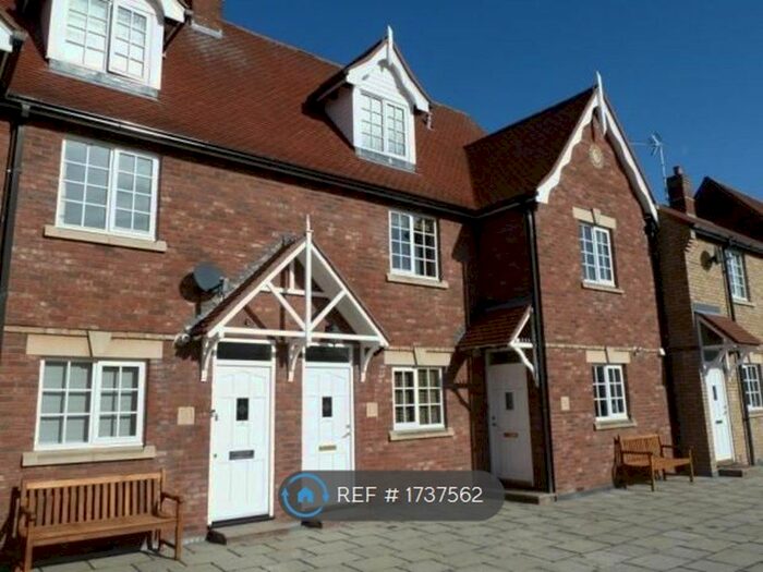 3 Bedroom Terraced House To Rent In Corn Mill Court, Saffron Walden, CB11