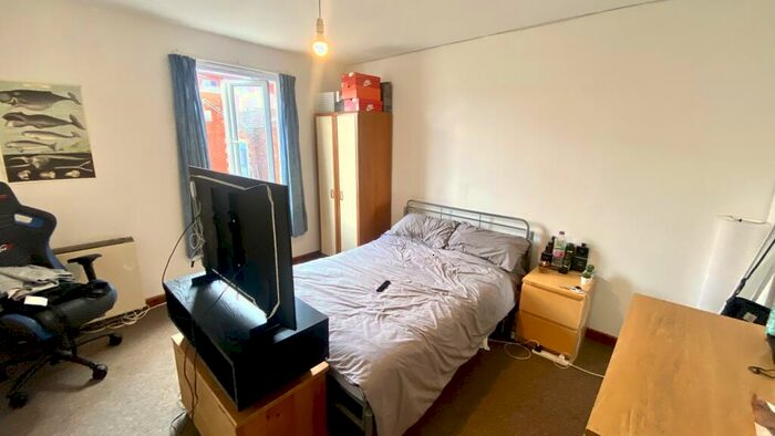 2 Bedroom Flat To Rent In City Road, Bristol, BS2