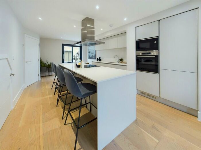 2 Bedroom End Of Terrace House For Sale In Harlyn Bay, Cornwall, PL28