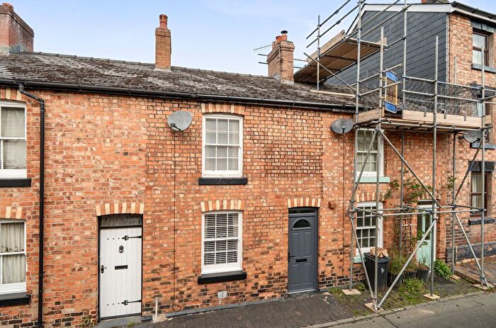 Terraced House For Sale In Picton Street, Llanidloes, Powys, SY18