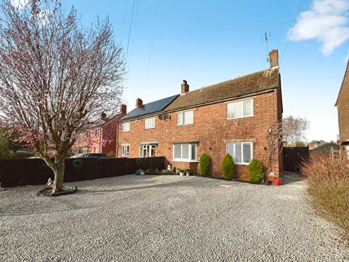 3 Bedroom Semi Detached House For Sale In Pinfold Lane, Marston, Grantham, NG32