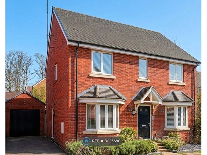 4 Bedroom Detached House To Rent In Linnet Avenue, Amersham, HP6