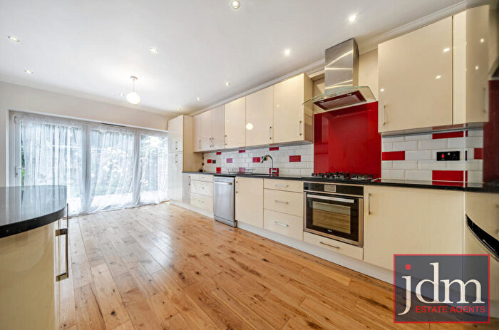 4 Bedroom Terraced House To Rent In Alwold Crescent, Lee, London, SE12