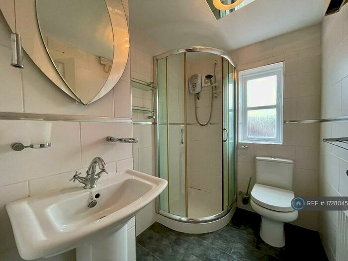 1 Bedroom Flat To Rent In Westbridge House, Stone, ST15