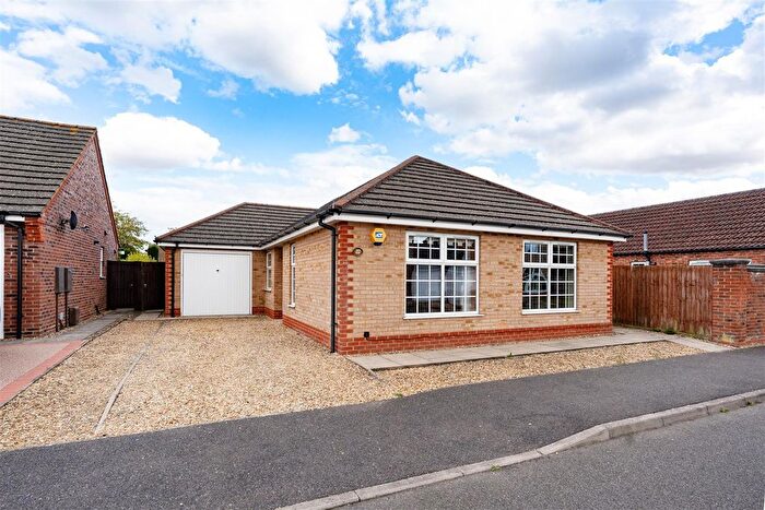 3 Bedroom Detached Bungalow For Sale In Clover Way, Spalding, PE11