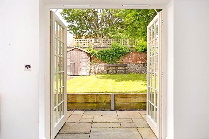 2 Bedroom Detached House To Rent In Goodmans Court, Alresford, Hampshire, SO24