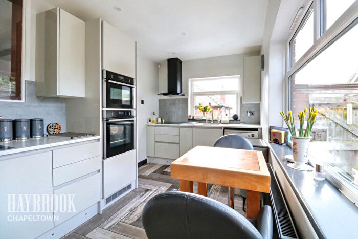 3 Bedroom Semi-Detached House For Sale In Barnsley Road, Sheffield Lane Top, S5