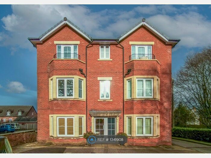 2 Bedroom Flat To Rent In Wigan Road, Standish, Wigan, WN1