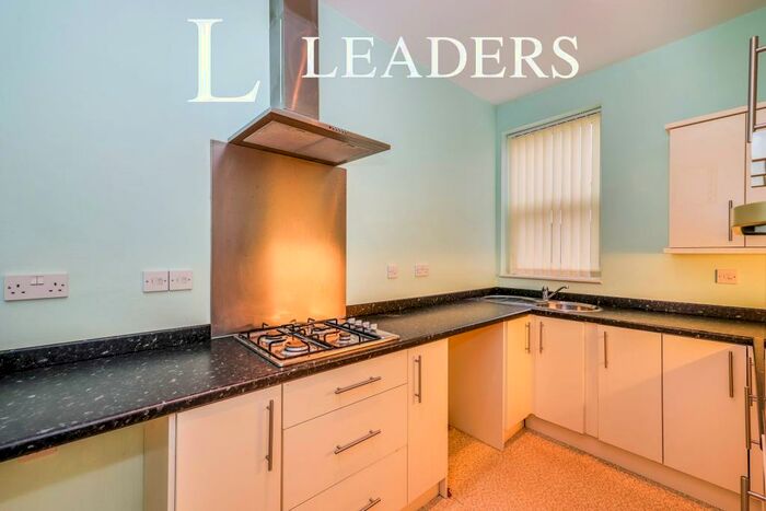 3 Bedroom Terraced House To Rent In Portchester Road, PO2