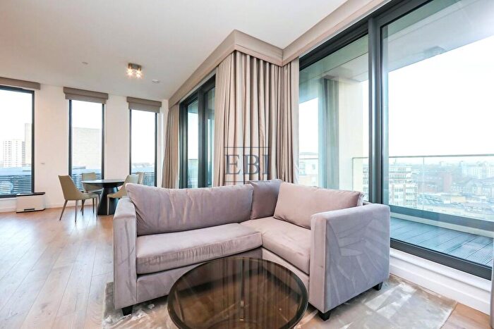 3 Bedroom Apartment For Sale In Legacy Tower, Great Eastern Road, London, E15