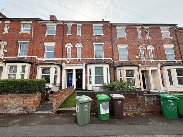 6 Bedroom Terraced House For Sale In Portland Road, Nottingham, Nottinghamshire, NG7