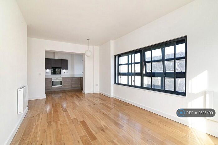 2 Bedroom Flat To Rent In Davenant Street, London, E1
