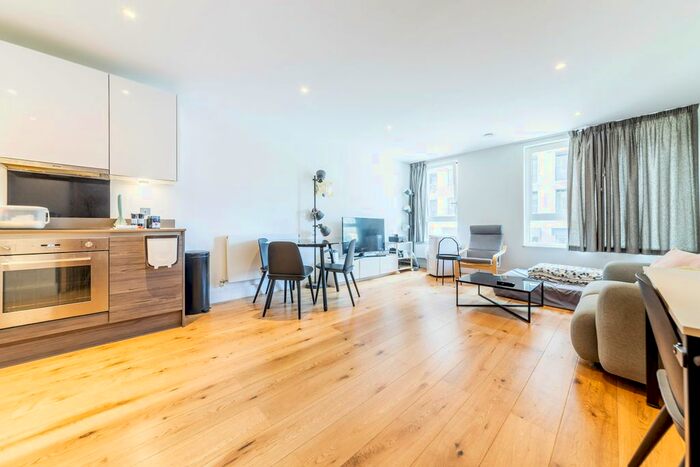 1 Bedroom Flat To Rent In Aurora Point, Plough Way, London, SE16