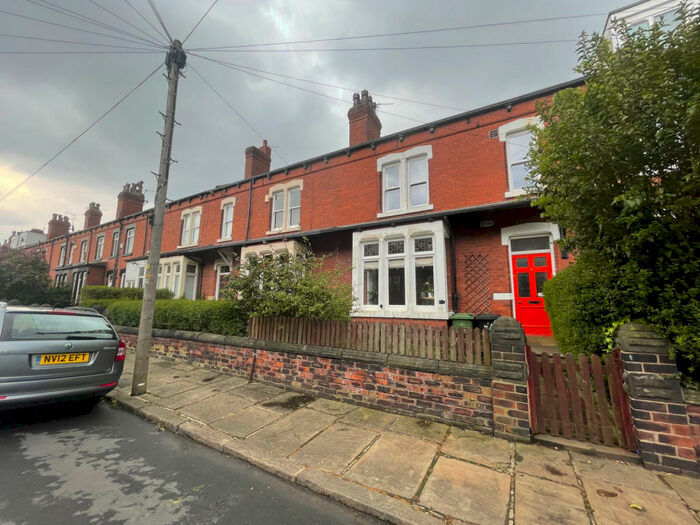 4 Bedroom Terraced House To Rent In Aberdeen Grove, West Yorkshire, LS12