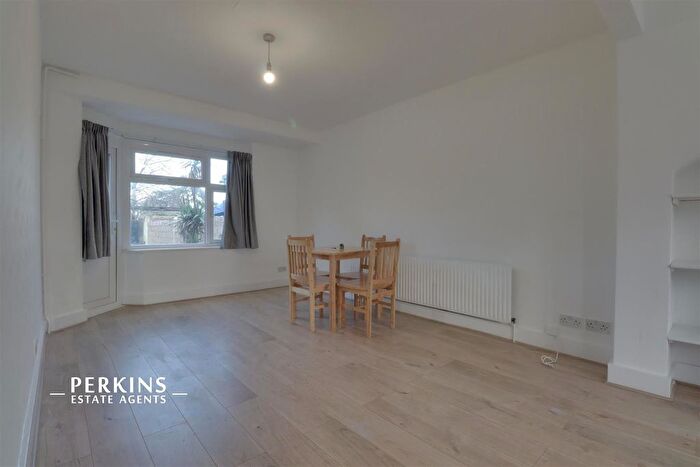 3 Bedroom Terraced House To Rent In Clare Road, Greenford, UB6