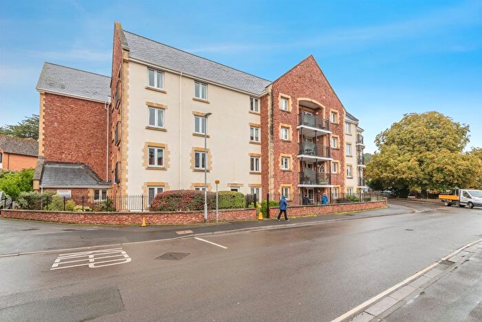 1 Bedroom Flat For Sale In Blenheim Road, Minehead, TA24