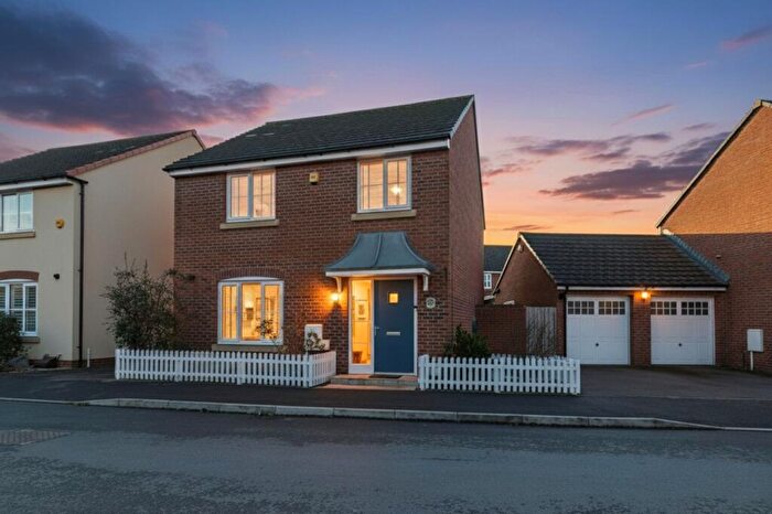 4 Bedroom Detached House For Sale In Fauld Drive Kingsway, Quedgeley, GL2