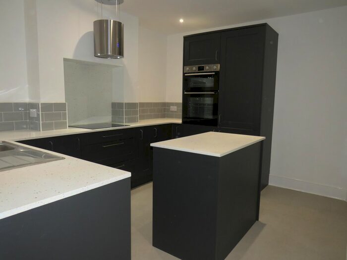 2 Bedroom Property To Rent In Paradise Street, Warwick CV34