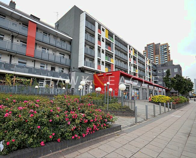 3 Bedroom Flat To Rent In New Mill House, Devas Street, London, E3