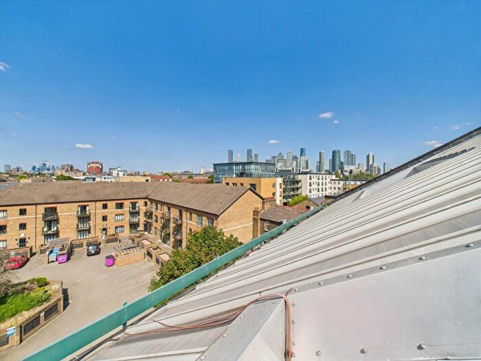 1 Bedroom House To Rent In Burrells Wharf Square, London, E14