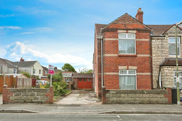 3 Bedroom Property To Rent In Richmond Road, Gosport, PO12