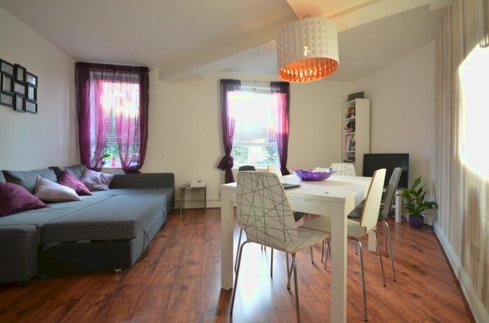 1 Bedroom Flat To Rent In Dunfield Road, Catford, SE6