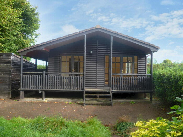 4 Bedroom Chalet To Rent In Pitway Lane, Farrington Gurney, BS39