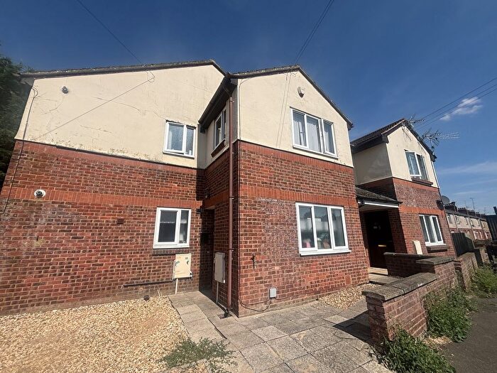 2 Bedroom Property To Rent In Vernon Road, Towcester, Northamptonshire., NN12
