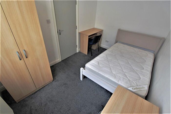 4 Bedroom Terraced House To Rent In Northfield Road, Coventry, CV1