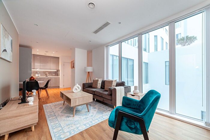 1 Bedroom Flat To Rent In West Gate, London, W5