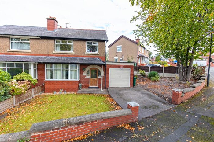 3 Bedroom Semi-Detached House For Sale In Isleworth Drive, Chorley, PR7