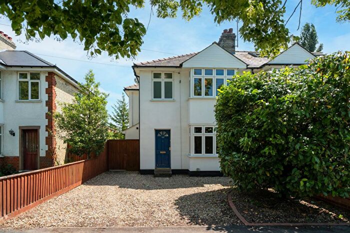 3 Bedroom Semi-Detached House For Sale In Mowbray Road, Cambridge, CB1