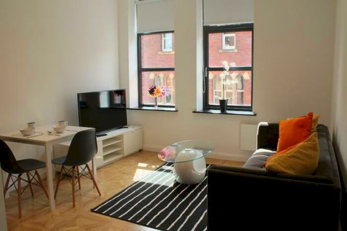 1 Bedroom Apartment To Rent In The Calls, Leeds, West Yorkshire, LS2