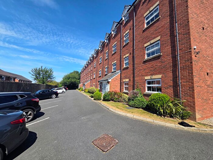 2 Bedroom Flat To Rent In Quins Croft, Leyland, PR25
