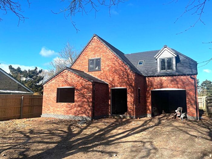 4 Bedroom Detached House For Sale In Alford Road, Maltby Le Marsh, LN13