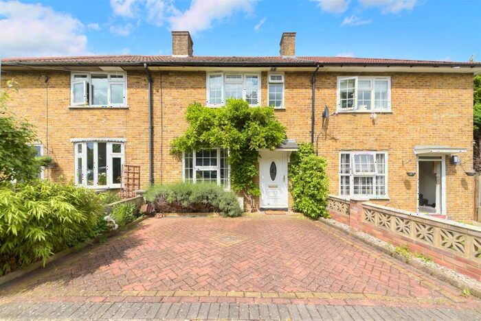 3 Bedroom House To Rent In Combermere Road, Morden, SM4