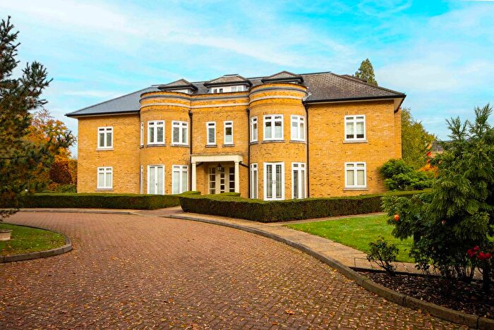 2 Bedroom Flat For Sale In Knights Green, Millers Close, Rickmansworth Road, Chorleywood, WD3