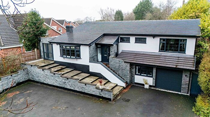 4 Bedroom Detached House For Sale In Chestnut Drive, Shenstone, WS14