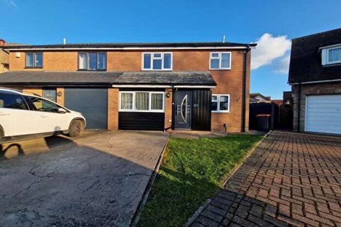 4 Bedroom Property To Rent In Watling Place, Dunstable, LU5