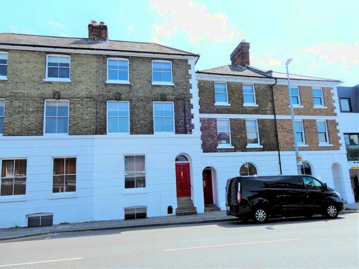 4 Bedroom Terraced House To Rent In Wincheap, Canterbury, CT1