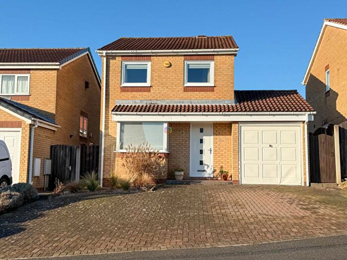 3 Bedroom Detached House For Sale In Ringwood Crescent, Sothall, S20