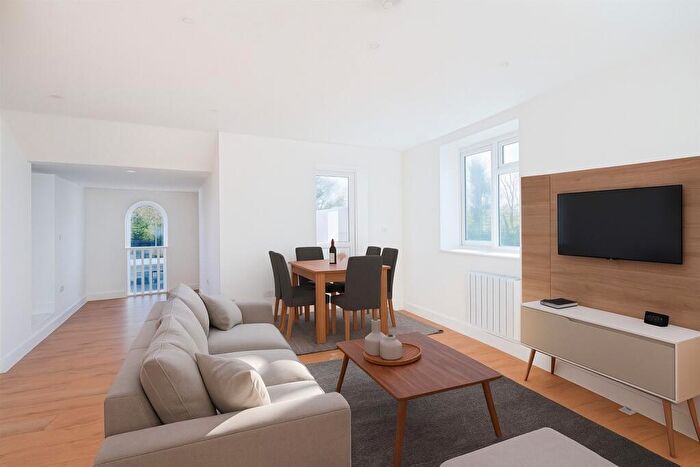 2 Bedroom Apartment For Sale In Alfriston Road, Seaford, BN25