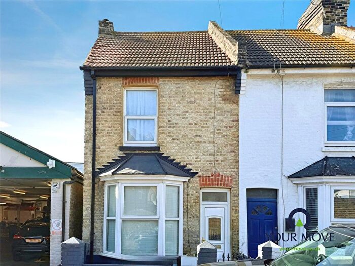 2 Bedroom End Terrace House For Sale In Elizabeth Road, Ramsgate, Kent, CT11
