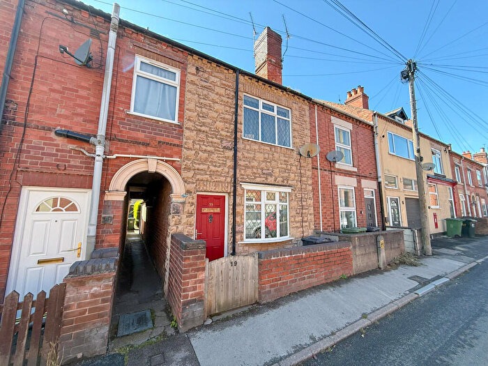 3 Bedroom Terraced House For Sale In George Street, Riddings, DE55