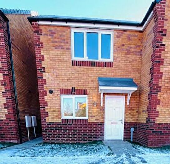 2 Bedroom Semi-Detached House To Rent In Brock Place, Wigan, WN2
